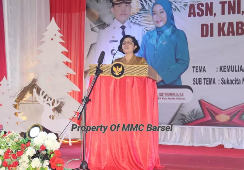 Laporan Ketua Panitia Natal Gabungan ASN,TNI,POLRI tahun 2023 Yuristianti Yudha (Foto:R1)
