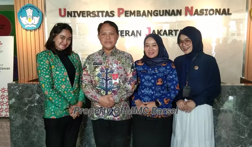 Pj.Bupati Barsel H. Deddy Winarwan dan Ketua TP.PKK KAb. Barsel Hj Erna Ardiani bersama Staf Humas UPN Veteran Jakarta (Foto:R1)