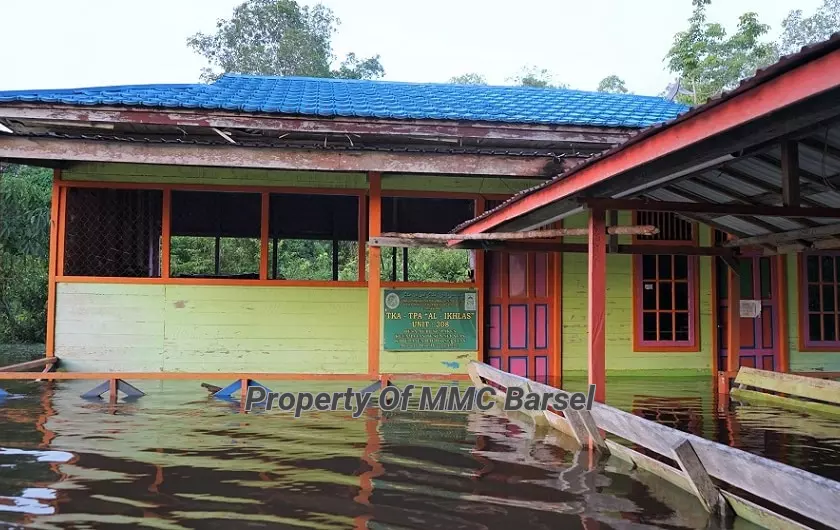 Kondisi TPA/TKA Desa Murung Paken Yang Terndam Banjir (Foto:JN/SNH)