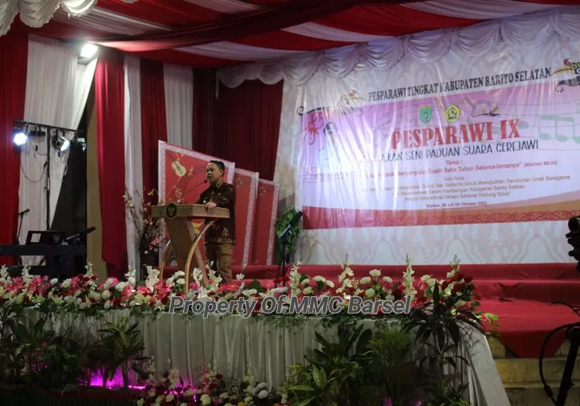 Sambutan Pj. Bupati Barito Selatan H.Deddy Winarwan sekaligus membuka secara resmi Pesparawi IX Tingkat Kab.Barito Selatan (Foto:ELZ4/JN)