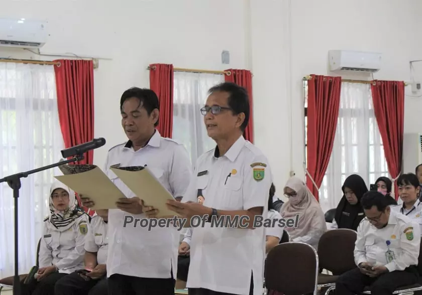 Kades Lembeng dn Kades Sungai Telang saat membacakan Deklarasi BASNO (foto:JN//HN2R)